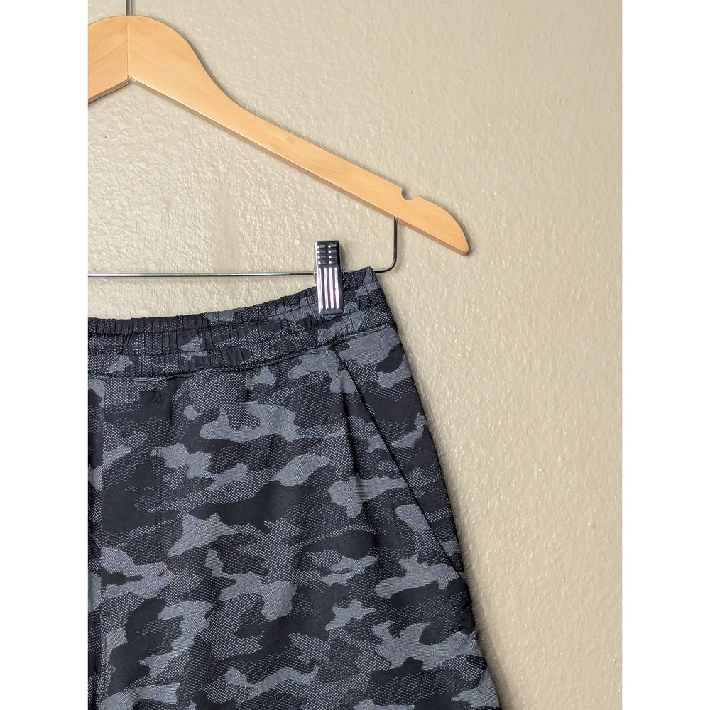 Lululemon Shorts Womens Small Black Gray Camo Athletic Running Gym 6.5" - Picture 7 of 12